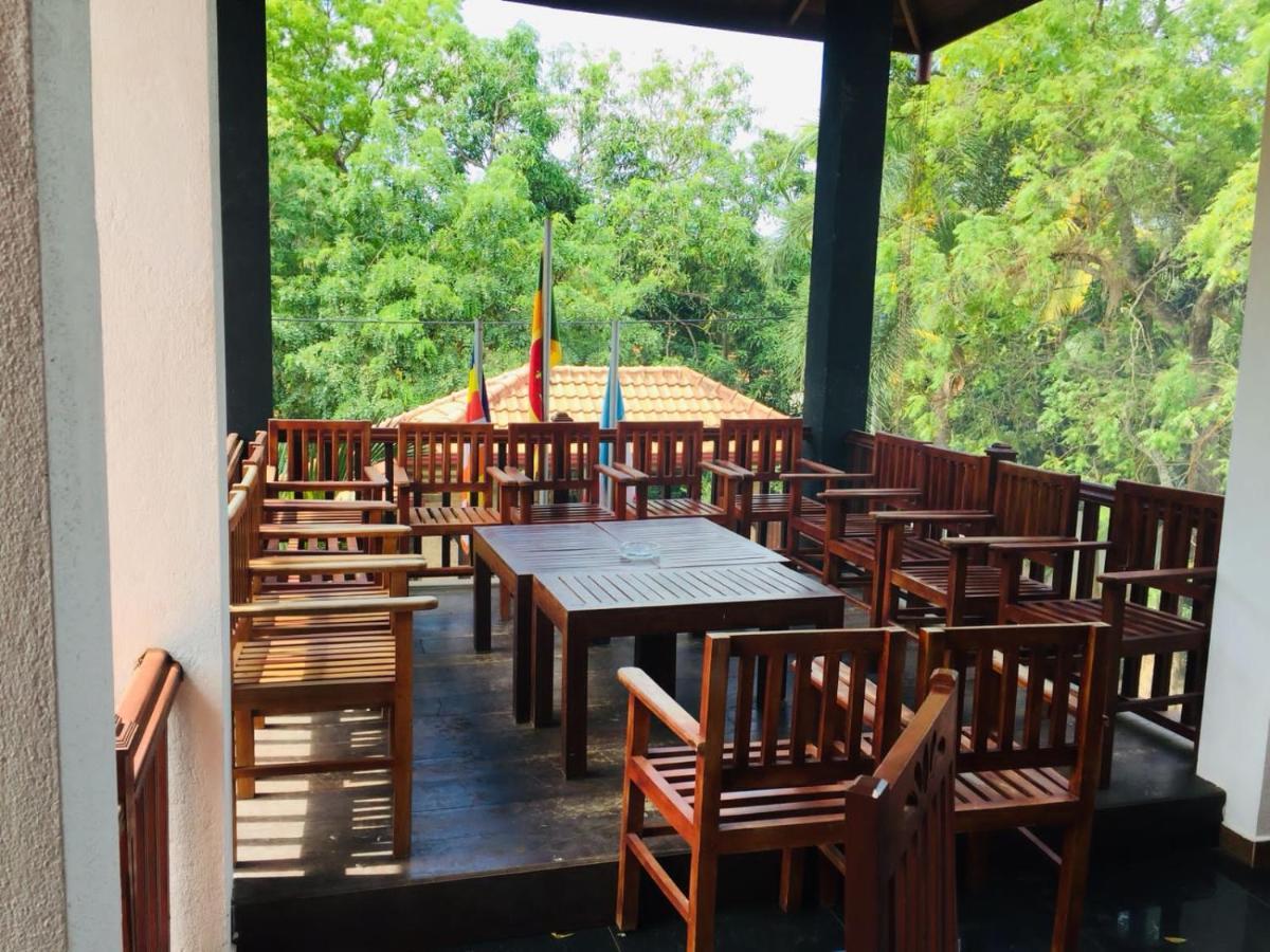 Yala Safari Village Maha Akurugoda 外观 照片
